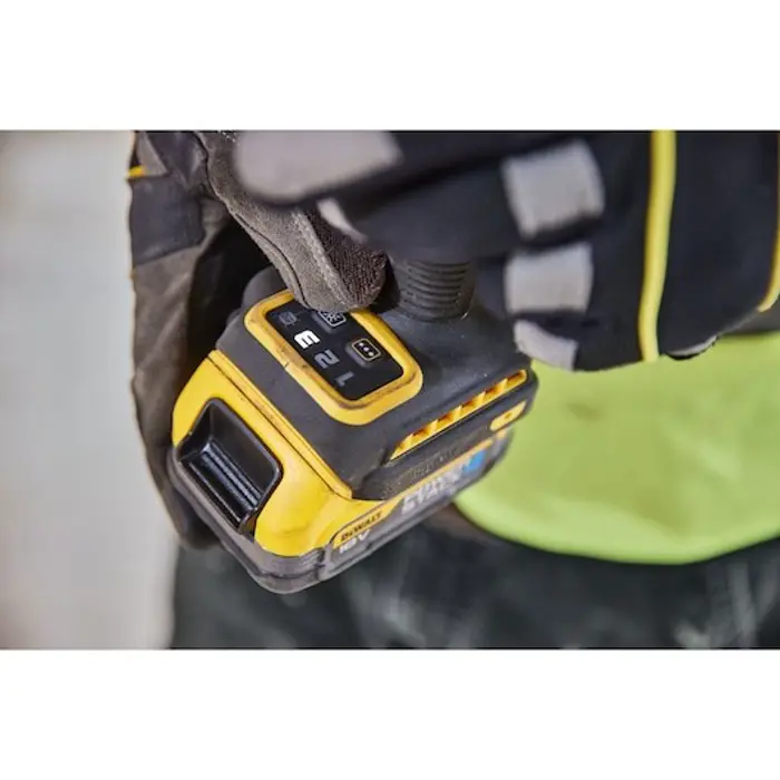 dewalt-impact-screwdriver18v-dcf860e2t-208nm-2x17ah-powersta-5502-wlononwcrehgj.webp