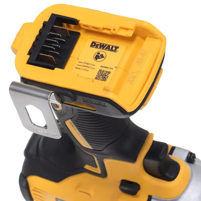 dewalt-klucz-udarowy-12-18v-812nm-2x50ah-4-biegi-tstak-zapad-77481-wlononwcraijn.webp