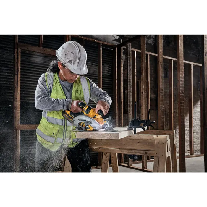 dewalt-pilarka-tarczowa-18v-flexvolt-advantage-190mm-tstak-d-11644-wlononwcr0365.webp