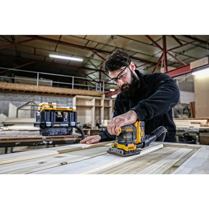 dewalt-szlifierka-oscylacyjna-18v-dcw200n-43594-wlononwcr0273.webp