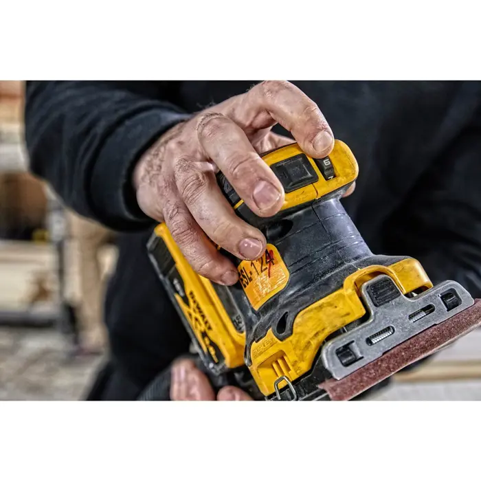 dewalt-szlifierka-oscylacyjna-18v-dcw200n-4423-wlononwcr0273.webp