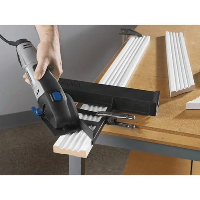 dremel-dsm840-adapter-for-cutting-at-an-angle-55815-2615s840ja-w.webp