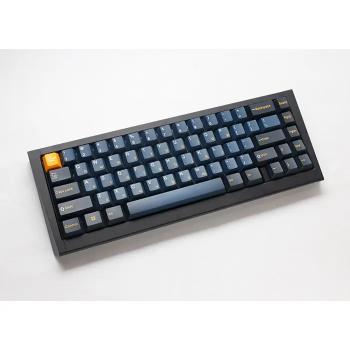 ducky-outlaw-65-gaming-keyboard-barebone-black-ansi-3744-wlononwcra445.webp