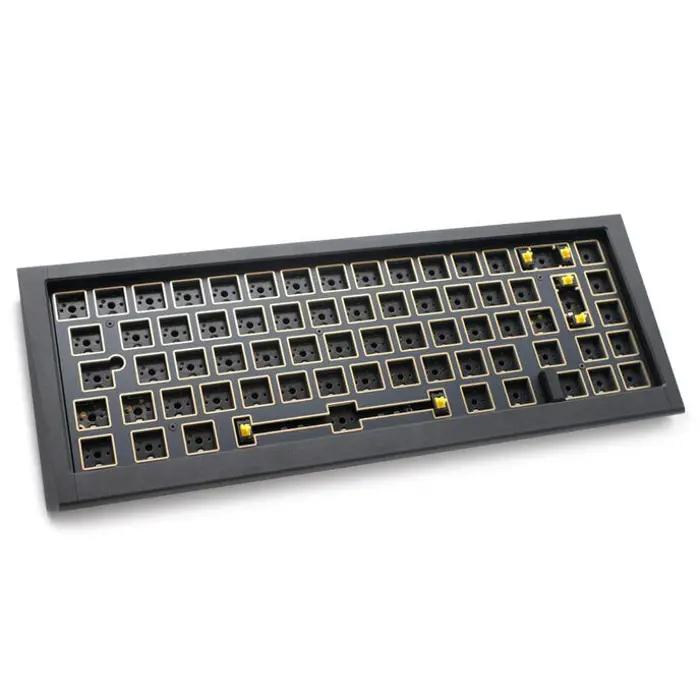 ducky-outlaw-65-gaming-keyboard-barebone-black-iso-87924-wlononwcra440.webp