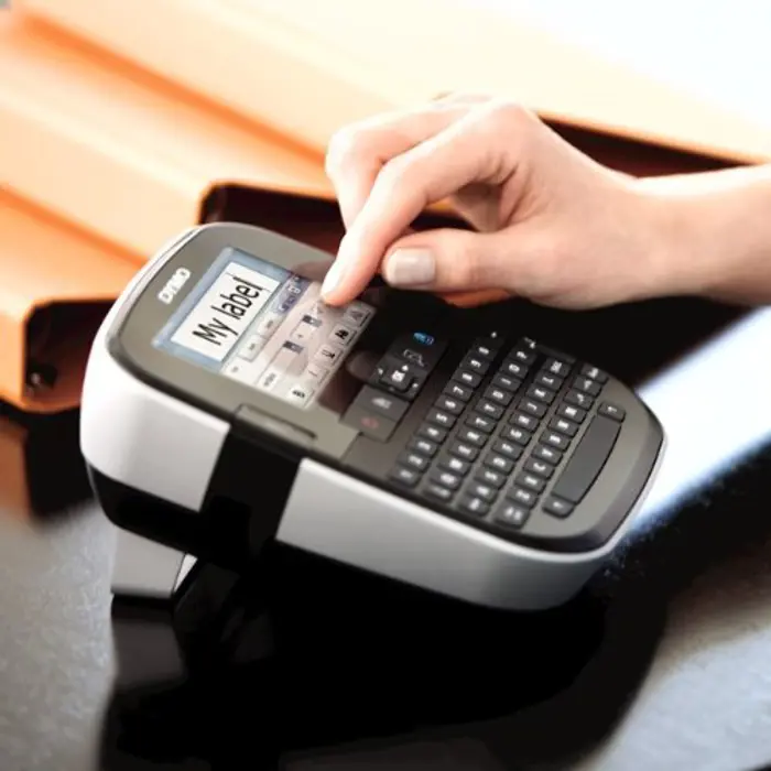 dymo-labelmanager-500-ts-12103-s0946450-w.webp