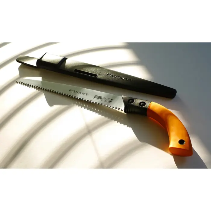 fiskars-hand-saw-with-fixed-sheet-sw84-1001620-76545-1001620-w.webp