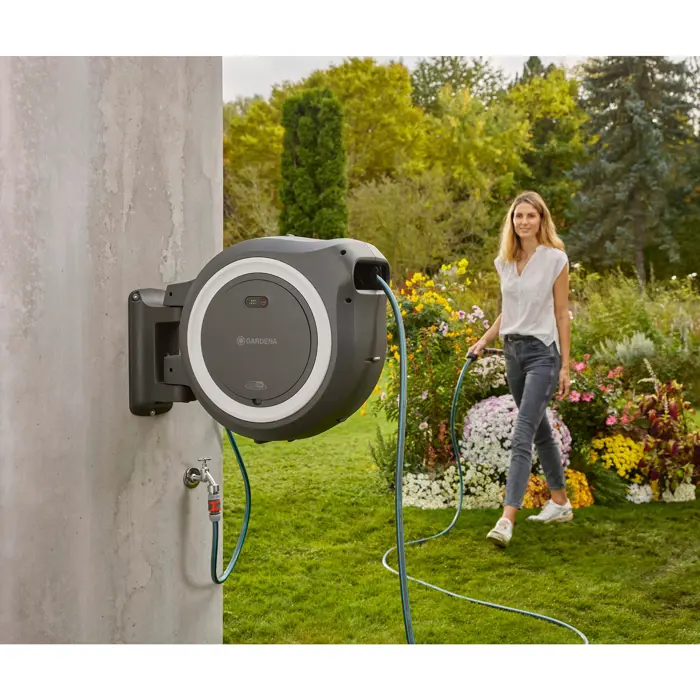 gardena-battery-powered-wall-hose-box-powerroll-xl-18v-p4a-3-74861-18642-20-w.webp