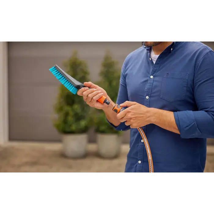gardena-cleansystem-hand-brush-s-hard-washing-brush-greyturq-11443-18844-20-w.webp