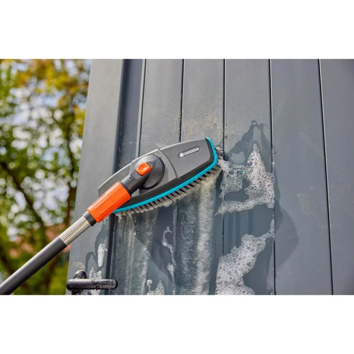 gardena-cleansystem-soft-handle-brush-washing-brush-greyturq-54455-18810-20-w.webp