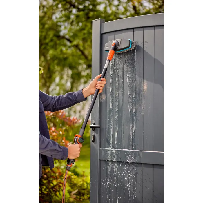 gardena-cleansystem-washing-set-soft-with-handle-s-washing-b-28585-18826-20-w.webp