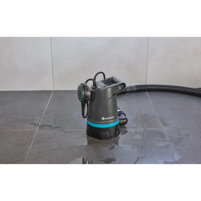 gardena-clear-water-submersible-pump-20000-basic-submersible-48010-09016-47-w.webp