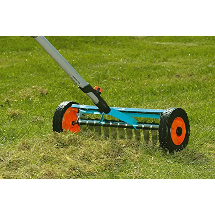 gardena-combisystem-aerator-aerator-on-wheels-mechanical-339-68518-03395-20-w.webp