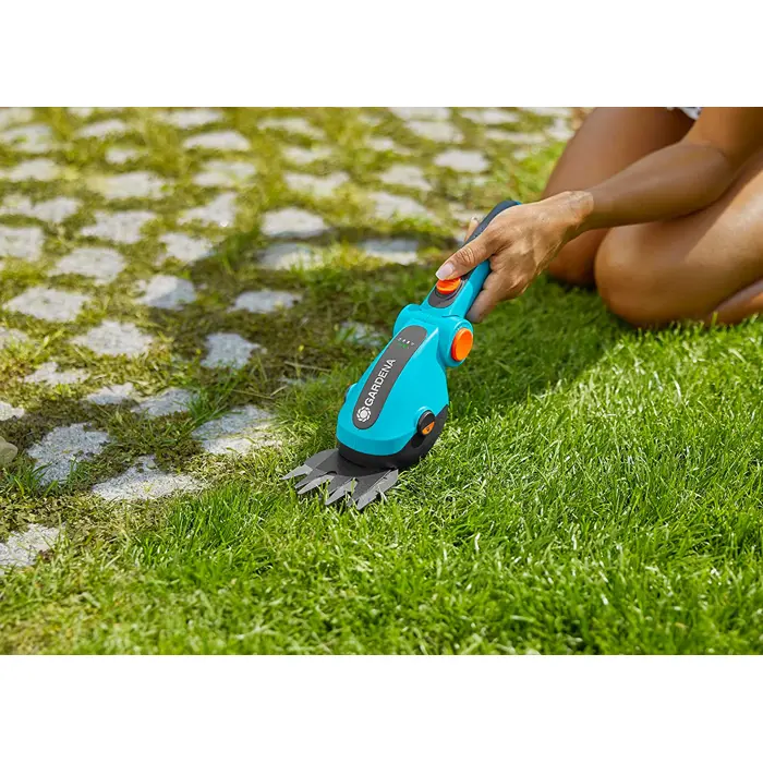 gardena-cordless-grass-shears-comfortcut-li-36v-turquoisebla-33686-09887-20-w.webp