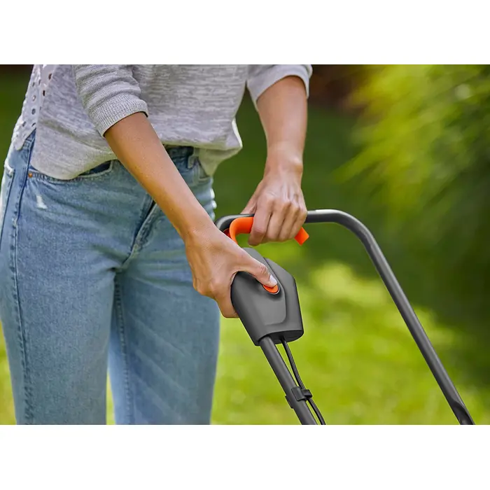 gardena-cordless-lawnmower-powermax-3018v-p4a-solo-18v-black-81137-14630-55-w.webp