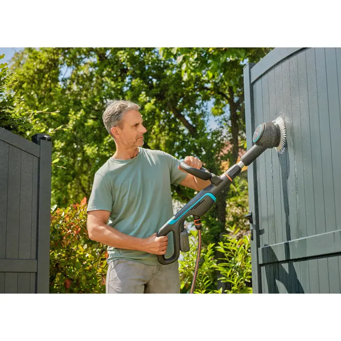 gardena-cordless-multi-cleaner-aquabrush-compact-18v-p4a-sol-23454-14840-55-w.webp