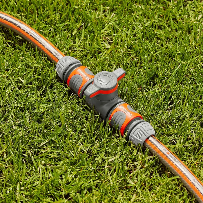 gardena-coupling-with-control-valve-greyorange-88361-18266-20-w.webp