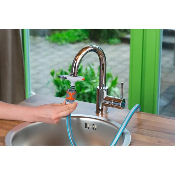gardena-indoor-basic-kit-tap-connector-for-indoor-taps-light-78138-18274-20-w.webp