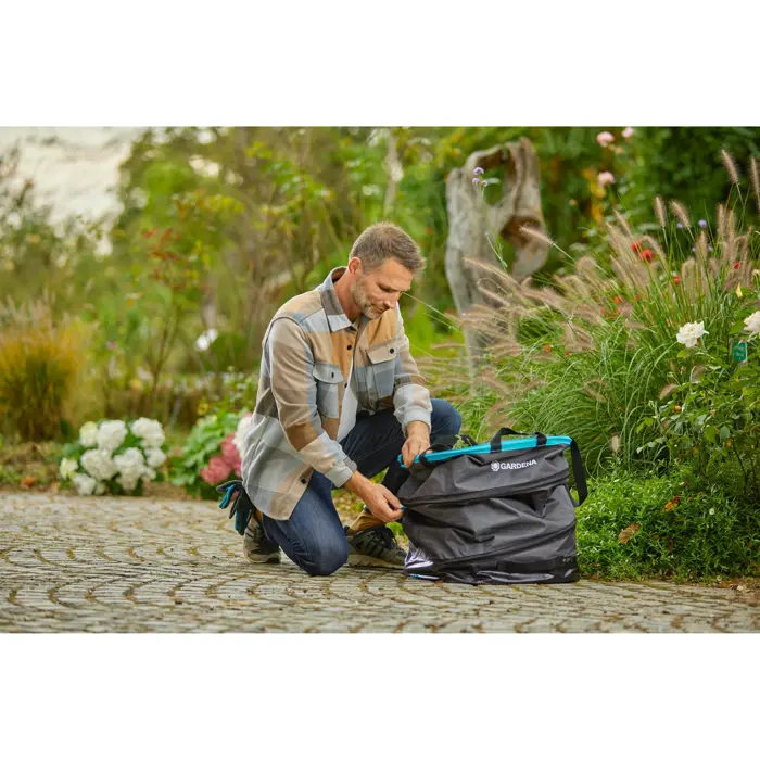 gardena-rectangular-popup-garden-waste-bag-size-m-blackturqu-29221-11715-20-w.webp