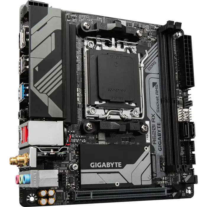 gigabyte-a620i-ax-socket-am5-54975-a620iax-w.webp