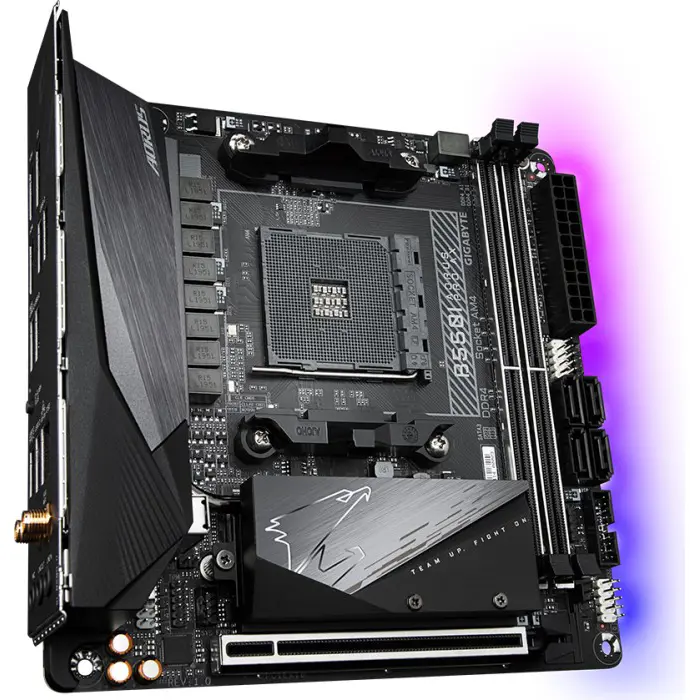 gigabyte-b550i-aorus-pro-ax-b550-socket-am4-mainboard-84325-b550iaorusproax-w.webp