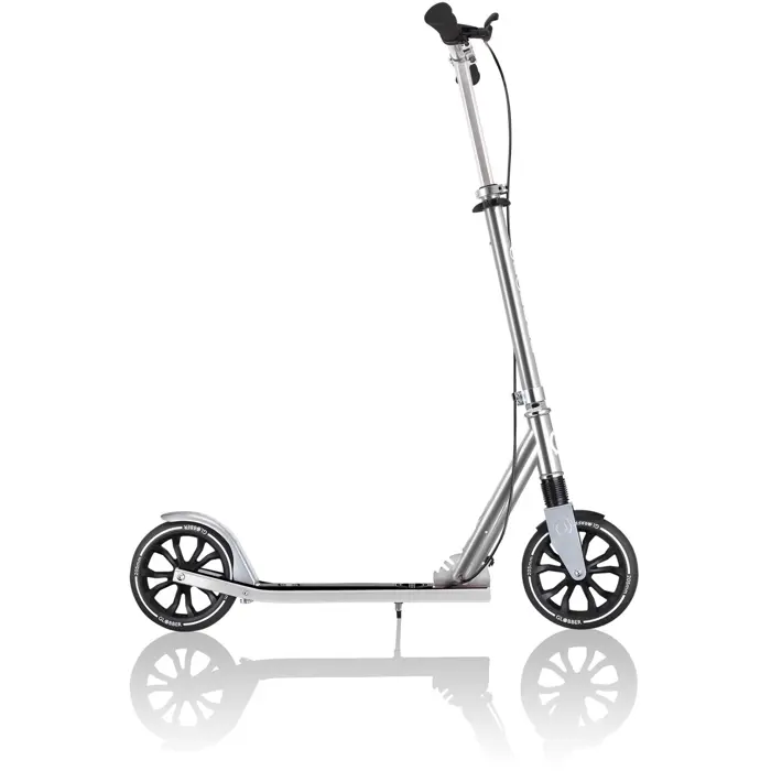 globber-nl-205-deluxe-silver-53296-685-140-w.webp