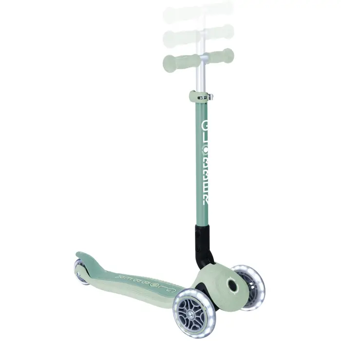 globber-primo-foldable-plus-lights-eco-light-green-48772-696-505-w.webp