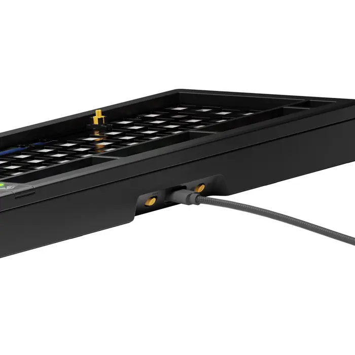 glorious-gmmk-3-75-custom-gaming-keyboard-barebone-iso-layou-27953-wlononwcrfihz.webp