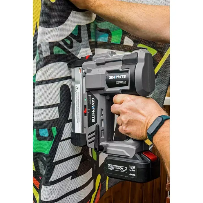 graphite-2-in-1-energy-18v-li-ion-cordless-stapler-without-b-13382-nakgrhzsz0001.webp