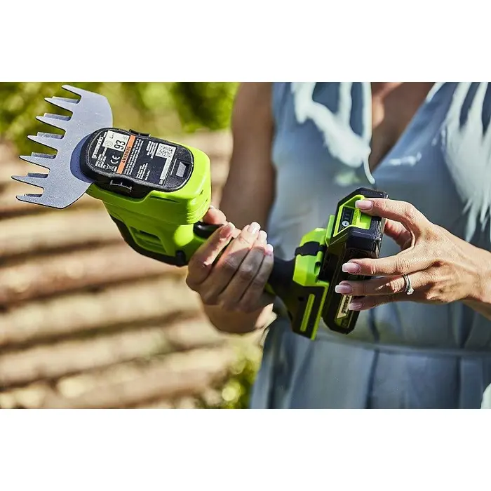grass-and-hedge-trimmer-24v-2ah-greenworks-g24shtk2-1600607v-70176-nakgrwntr0001.webp