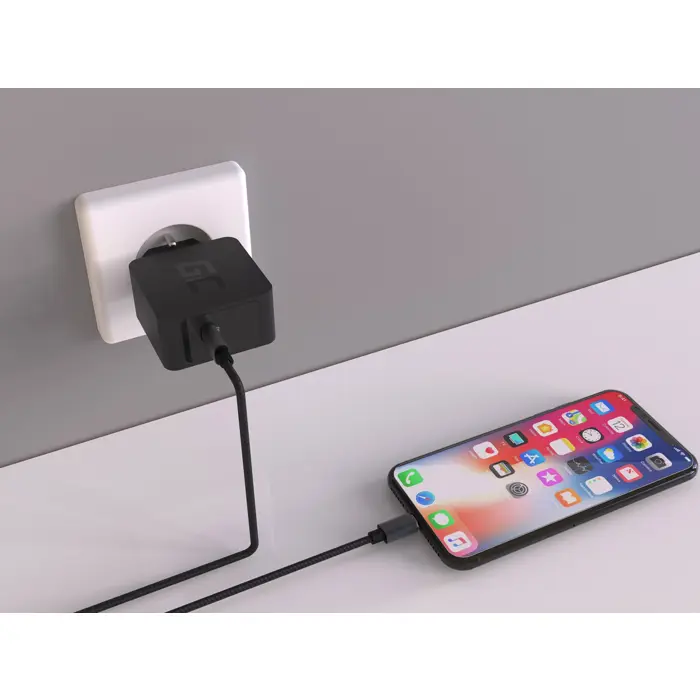green-cell-char07-mobile-device-charger-black-indoor-63023-ladgcesic0005.webp