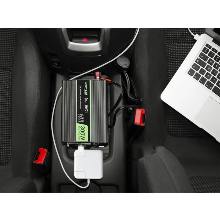 green-cell-inv06-power-adapterinverter-auto-150-w-black-85474-zsagceprz0014.webp