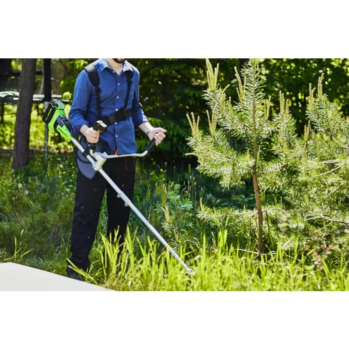 greenworks-gr2105707-brush-cutterstring-trimmer-battery-gree-53948-nakgrwpka0021.webp