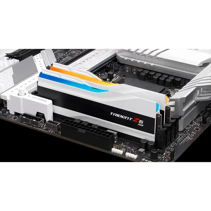 gskill-ddr5-32gb-6000-cl-32-2x-16-gb-dual-kit-ram-white-f5-6-44424-f5-6000j3238f16gx2-tz5rw-w.webp