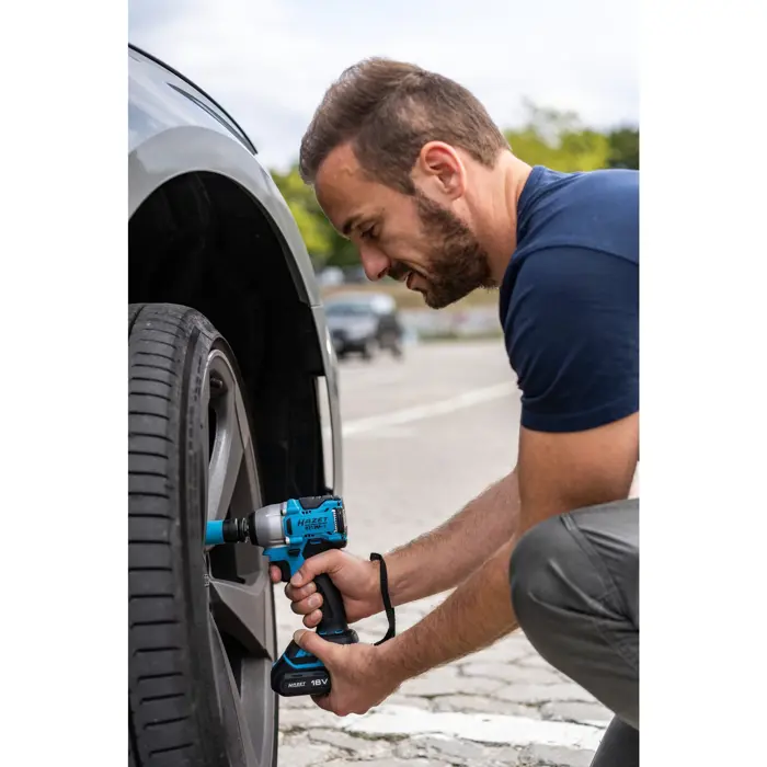 hazet-mini-cordless-impact-wrench-set-9212m-1-18volt-bluebla-9218-9212m-1-w.webp