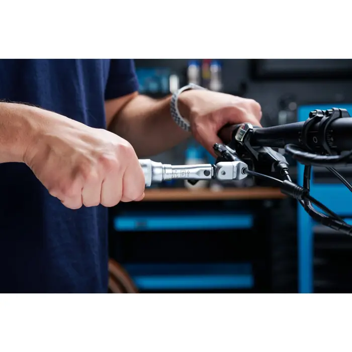 hazet-torque-wrench-5290-3ct-blackblue-with-square-drive-9x1-21293-5290-3ct-w.webp