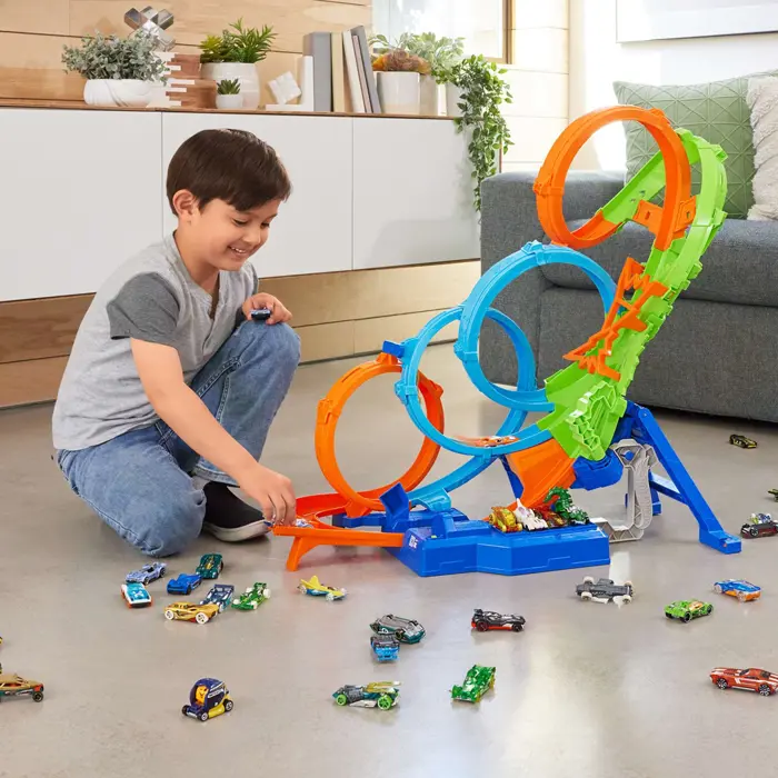 hot-wheels-4-loop-crash-out-track-set-32421-wlononwcrdlpe.webp
