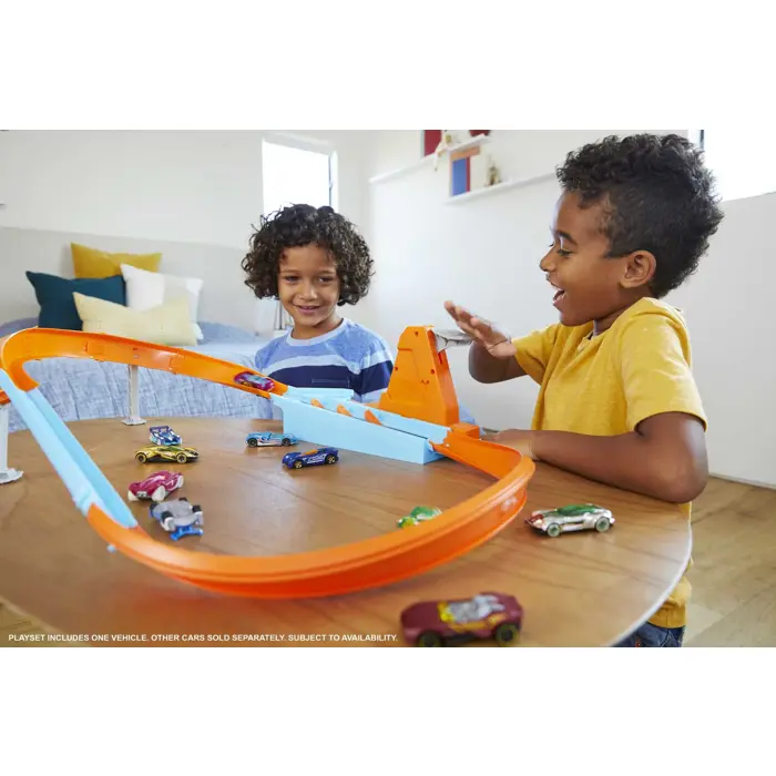 Hot Wheels Action Rapid Raceway Champion Play Set