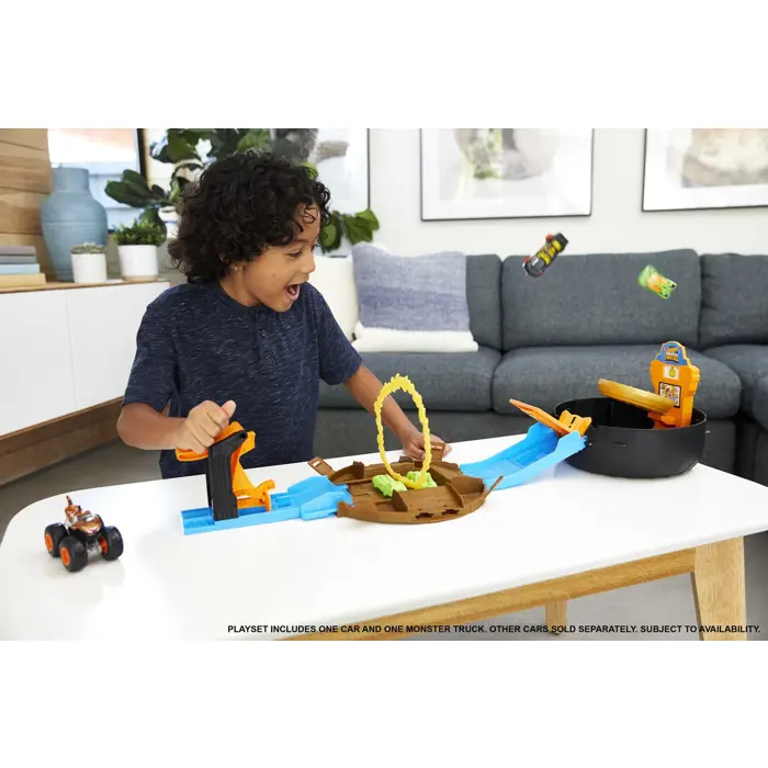 hot-wheels-monster-trucks-tire-stunt-arena-gvk48-p2-mattel-78463-wlononwcrb236.webp