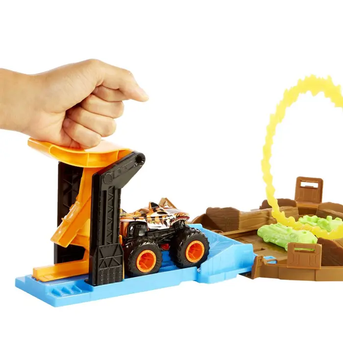 hot-wheels-monster-trucks-tire-stunt-arena-gvk48-p2-mattel-79104-wlononwcrb236.webp