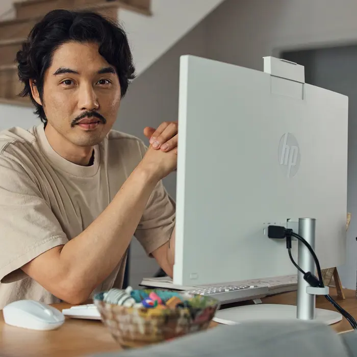 hp-aio-24-cr0312nw-ryzen-5-7520-238-fhd-ips-250nits-ag-16gb--34712-komhp-all0343.webp