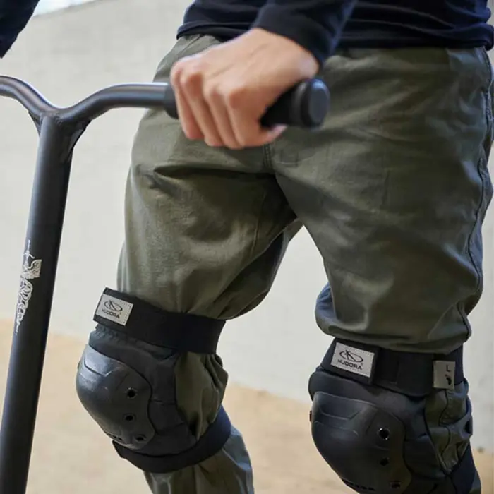 hudora-biomechanical-protector-set-black-size-xl-55721-83058-w.webp