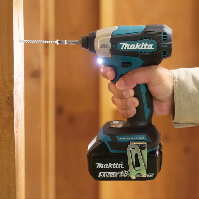 impact-driver-18v-140nm-dtd157z-makita-37762-wlononwcrbil9.webp