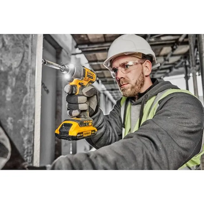 impact-wrench-dewalt-dcf840d2t-qw-18v-2x20ah-12753-wlononwcrbnmn.webp