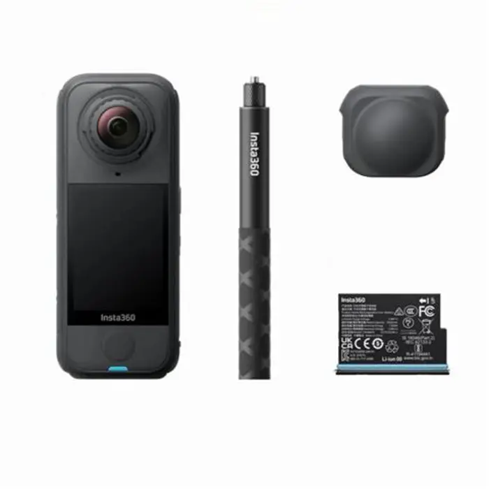 Insta360 X4 Air Starter Bundle