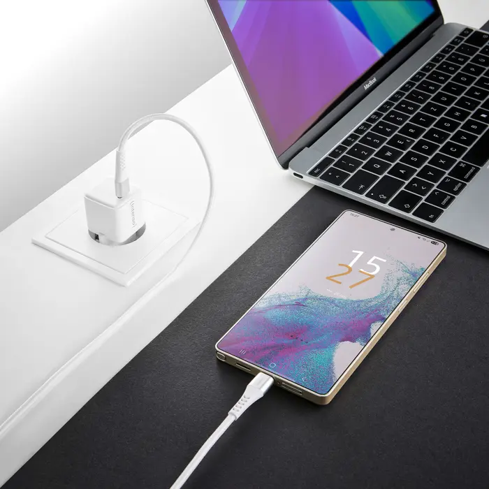 intenso-power-adapter-w30c-gan-c315c-usb-c-cable-white-30-wa-82920-7803042-w.webp
