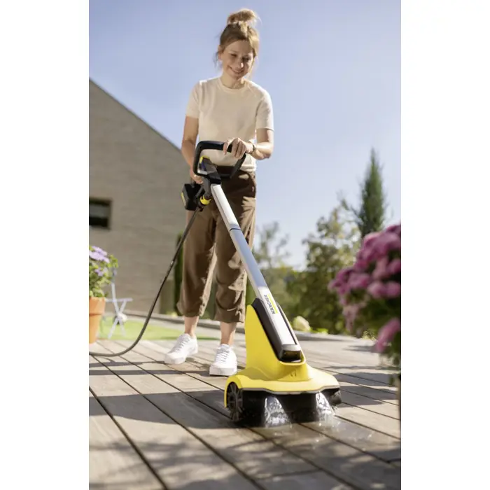 karcher-1644-0110-pressure-washer-compact-battery-180-lh-bla-67370-nakkarmci0006.webp