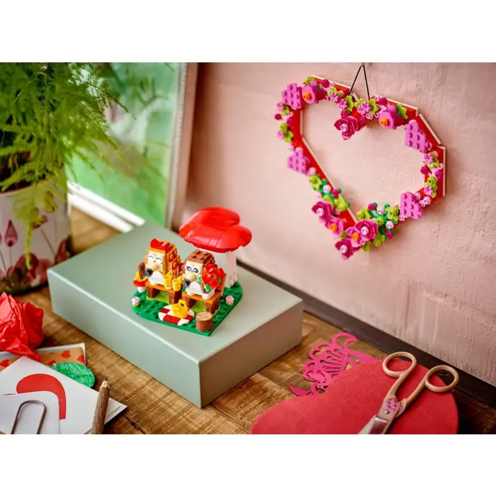 lego-40711-hedgehog-picnic-date-68817-klolegleg1765.webp