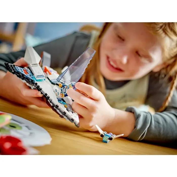 lego-city-60430-interstellar-spaceship-560-klolegleg1236.webp