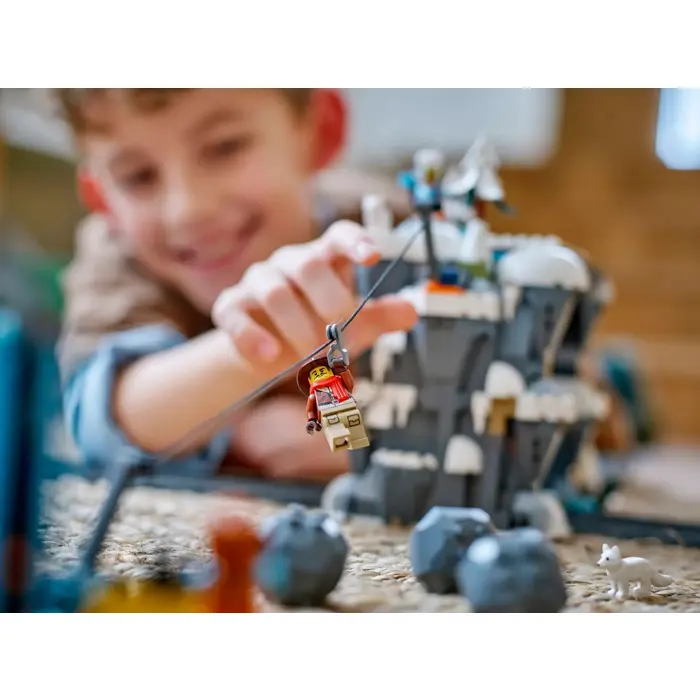 lego-city-60470-explorers-artic-polar-express-train-16812-klolegleg1828.webp