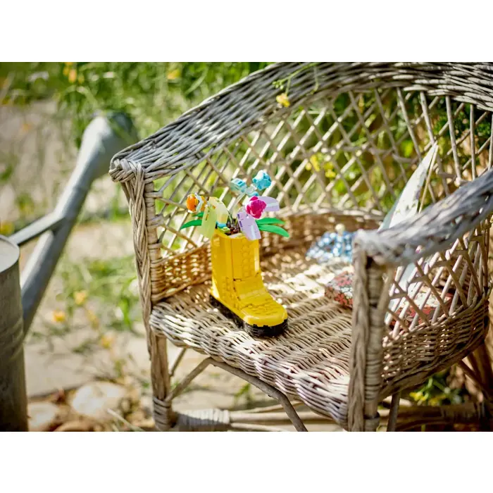lego-creator-3-in-1-31149-flowers-in-watering-can-22667-klolegleg1182.webp